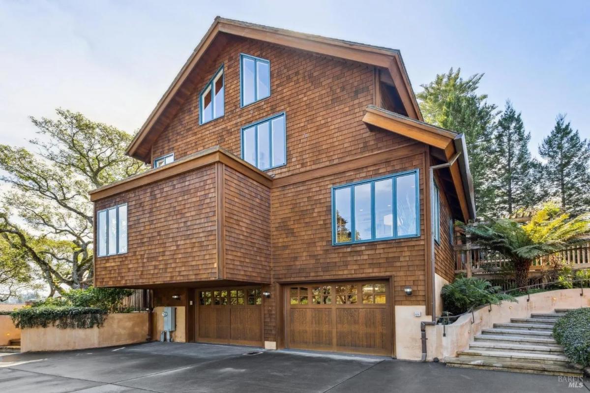 125 Summit Avenue #2