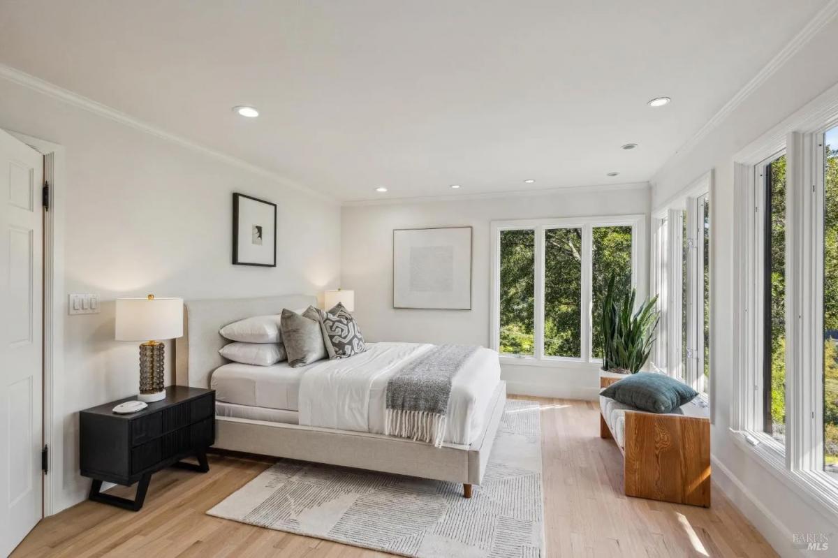 125 Summit Avenue #22