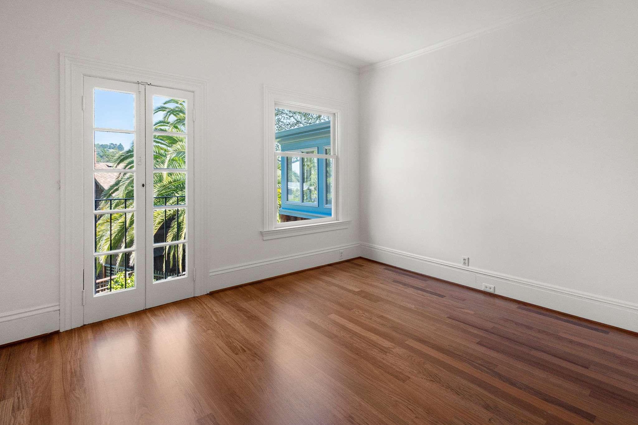 87 Oakdale Avenue #22
