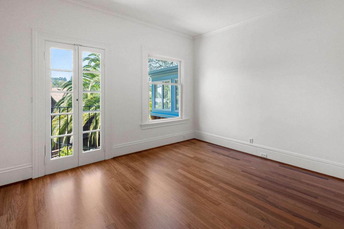 87 Oakdale Avenue #22
