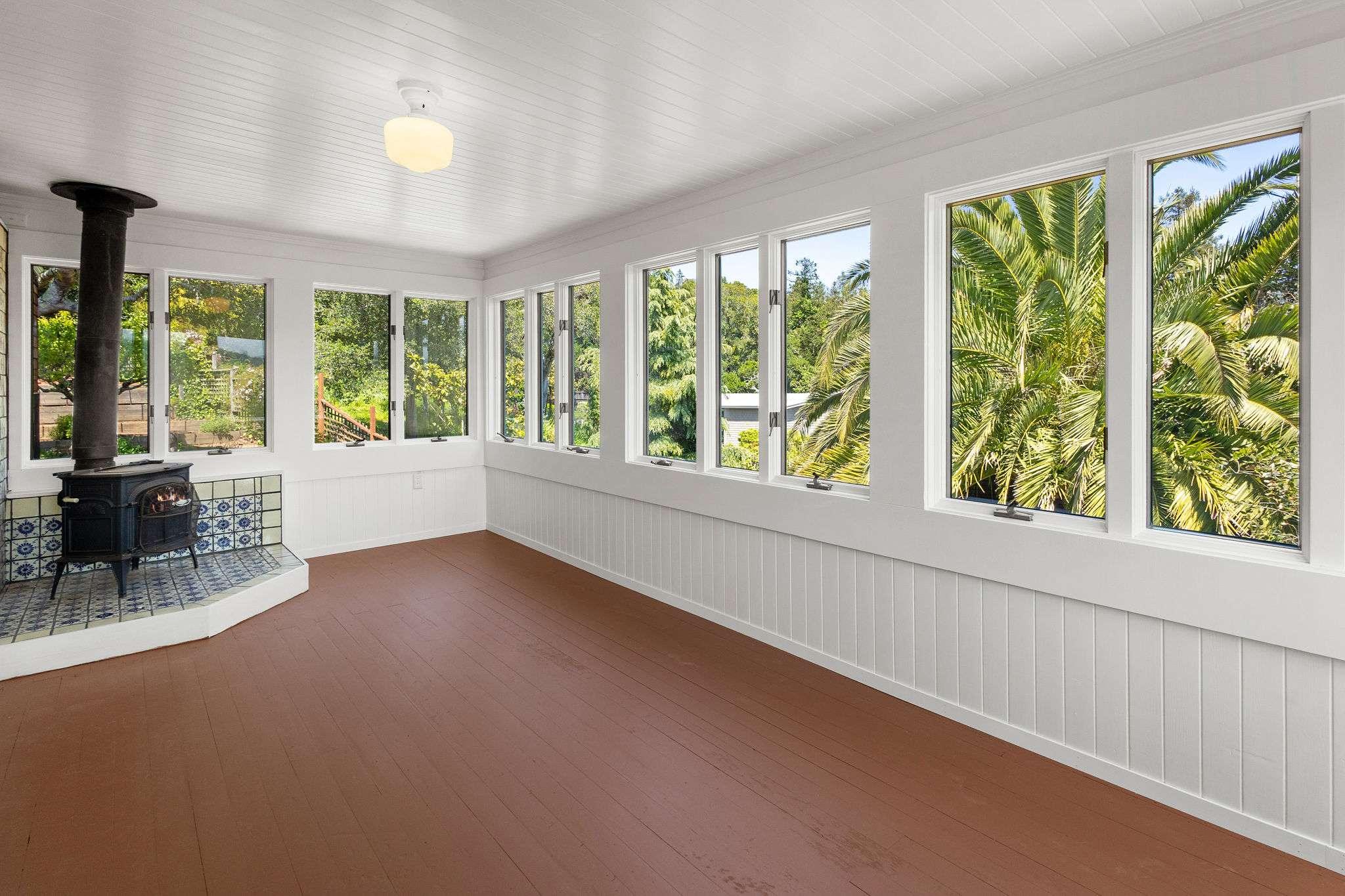 87 Oakdale Avenue #20
