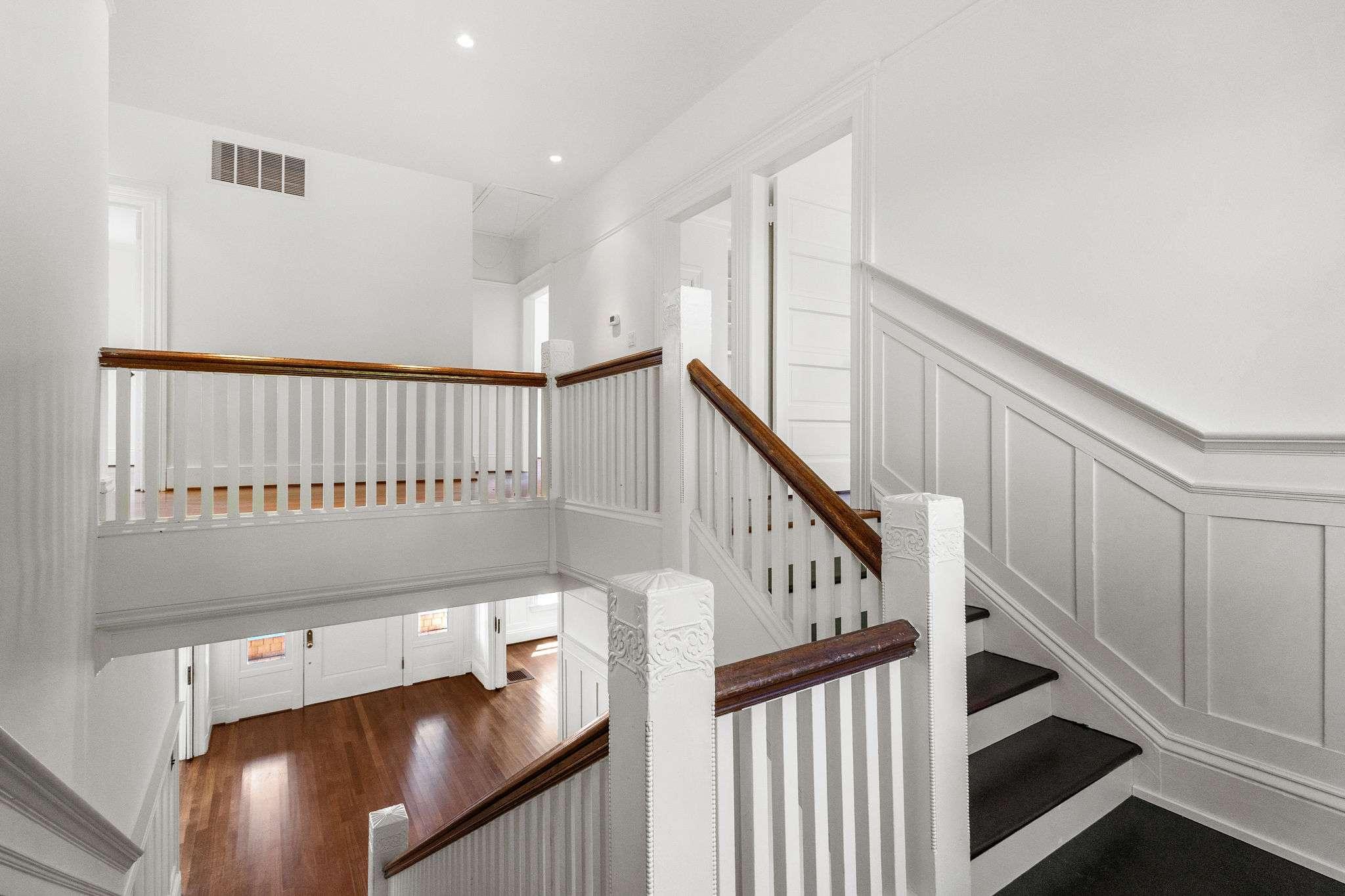 87 Oakdale Avenue #18