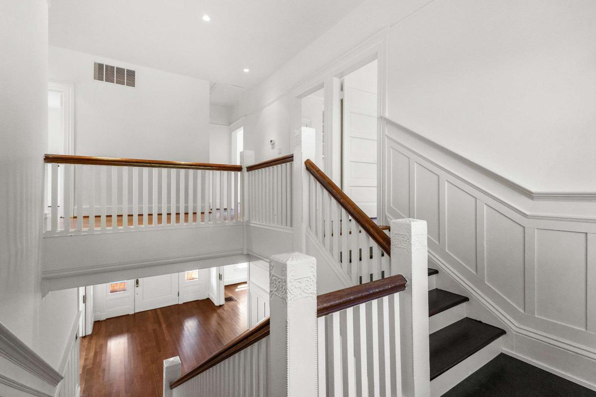 87 Oakdale Avenue #18