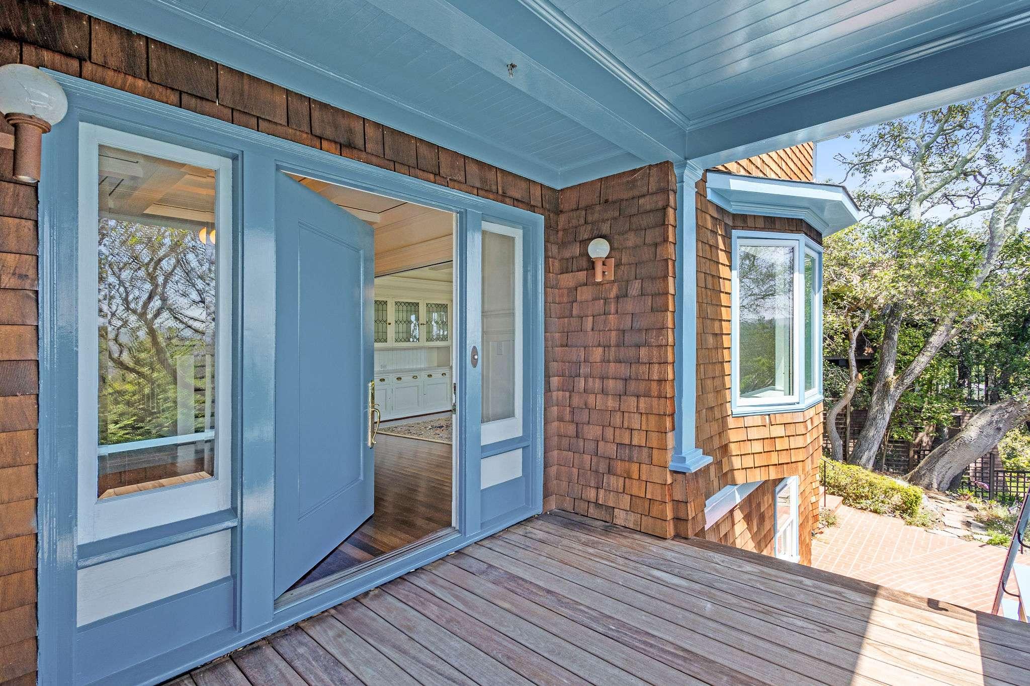 87 Oakdale Avenue #2