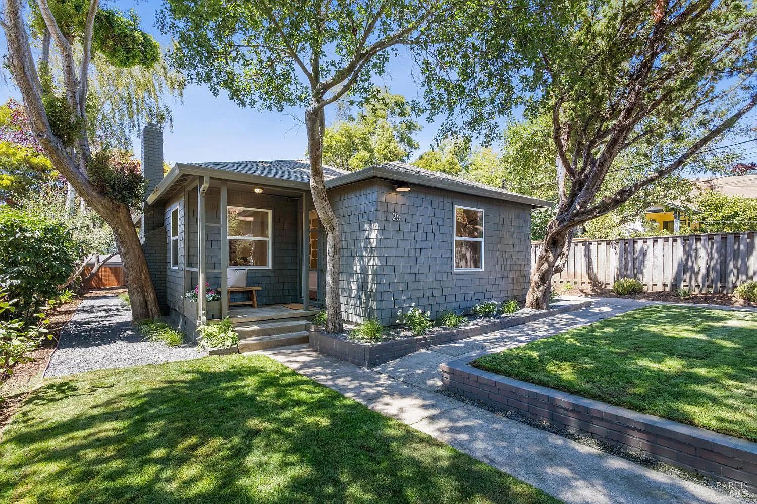 26 Plaza Drive #1