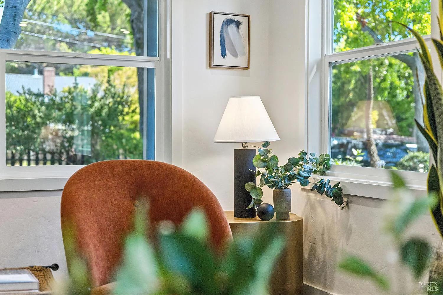 26 Plaza Drive #8