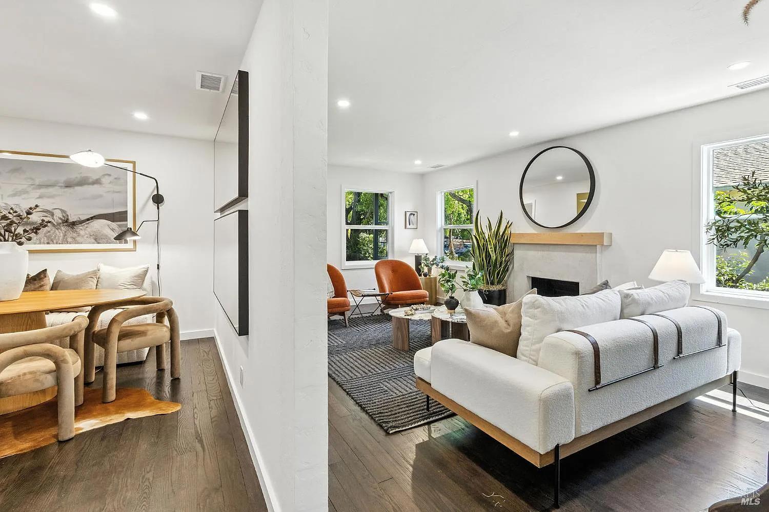 26 Plaza Drive #9