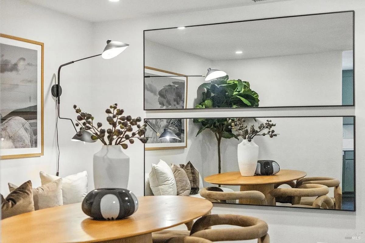 26 Plaza Drive #11