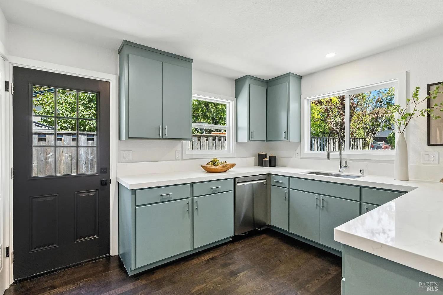 26 Plaza Drive #12