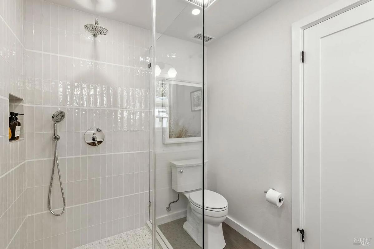 26 Plaza Drive #21