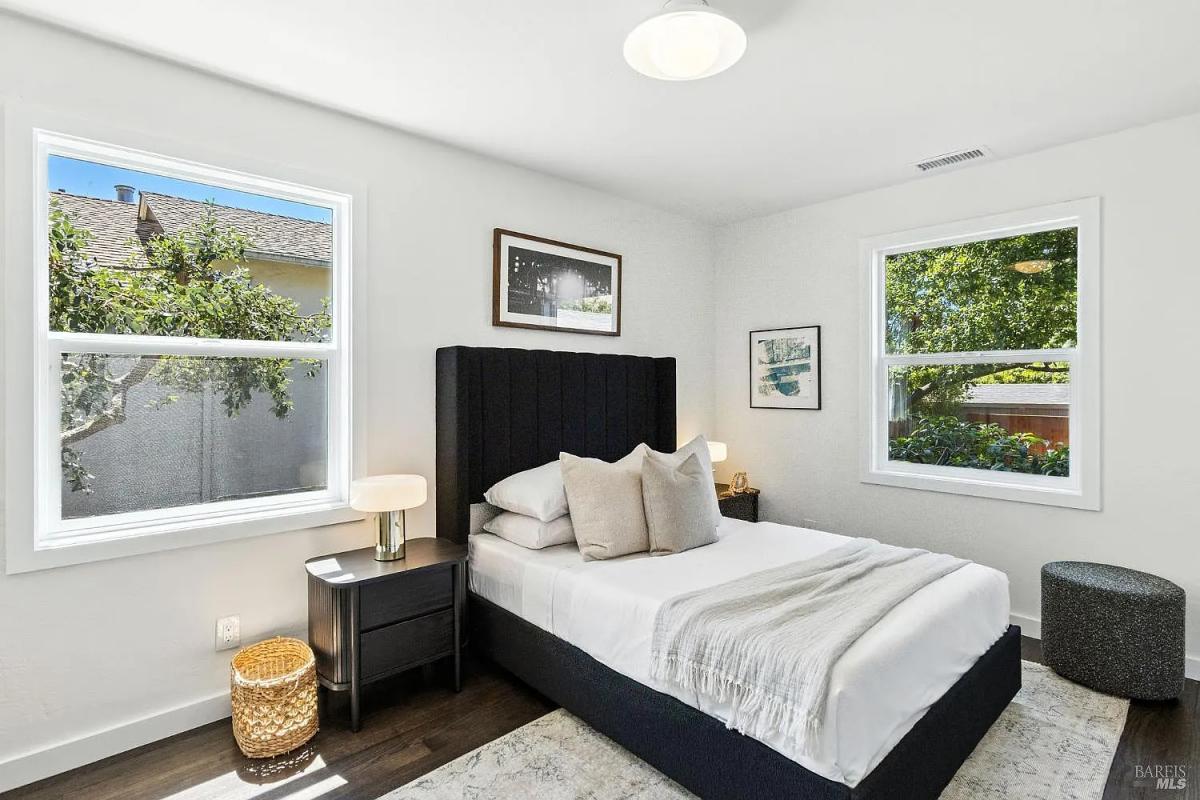 26 Plaza Drive #22