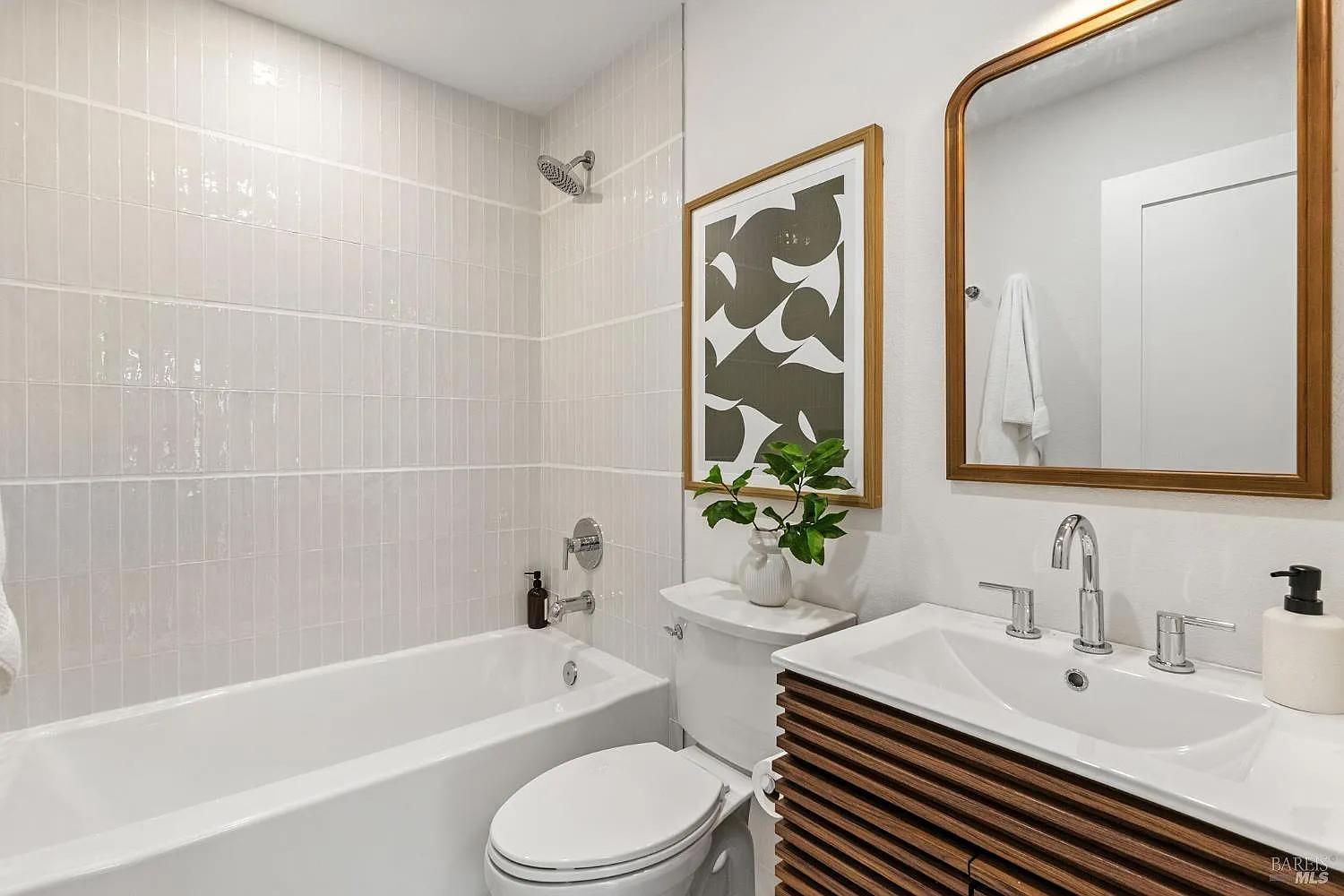 26 Plaza Drive #23