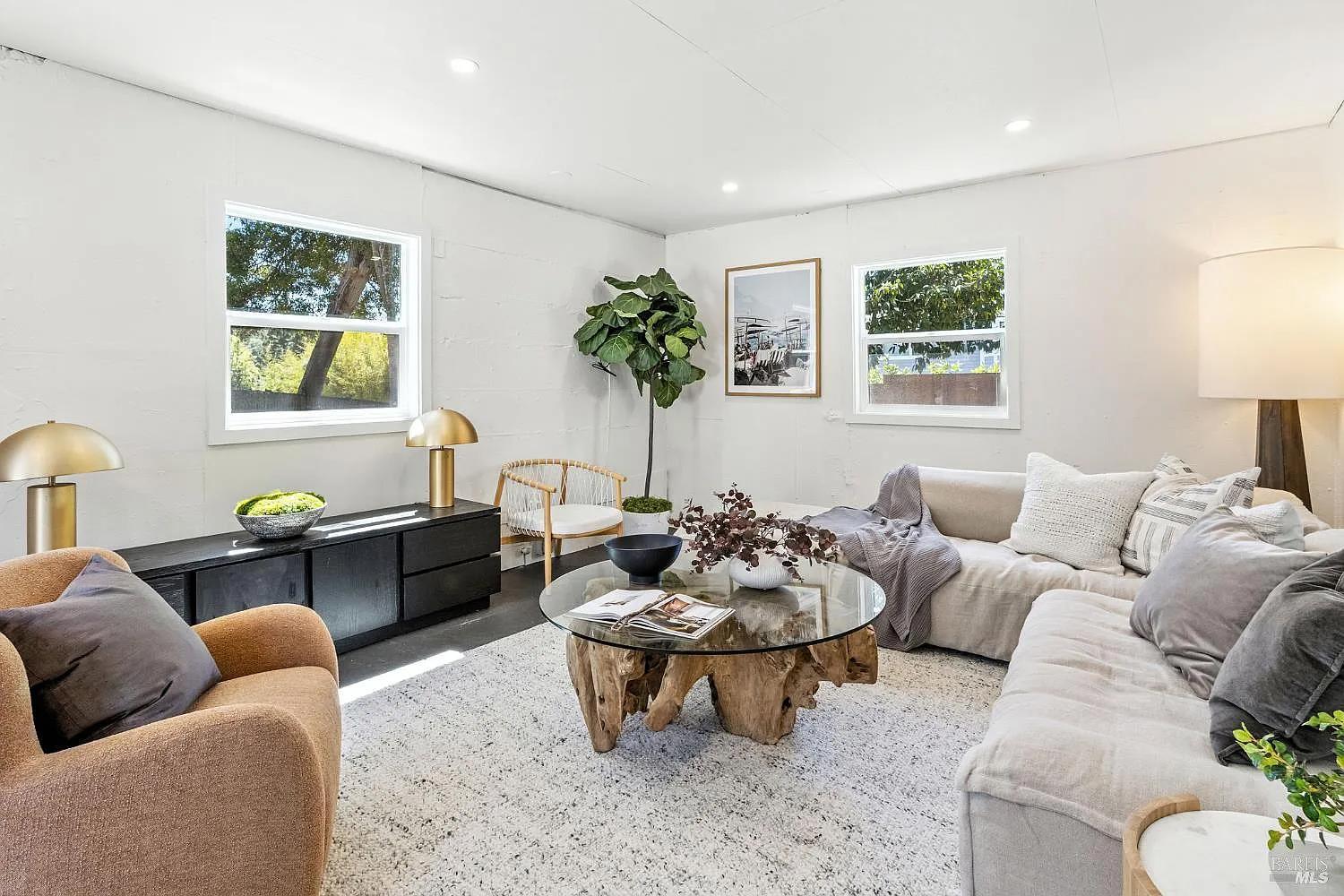 26 Plaza Drive #35