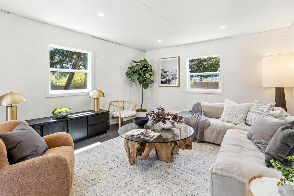 26 Plaza Drive #35