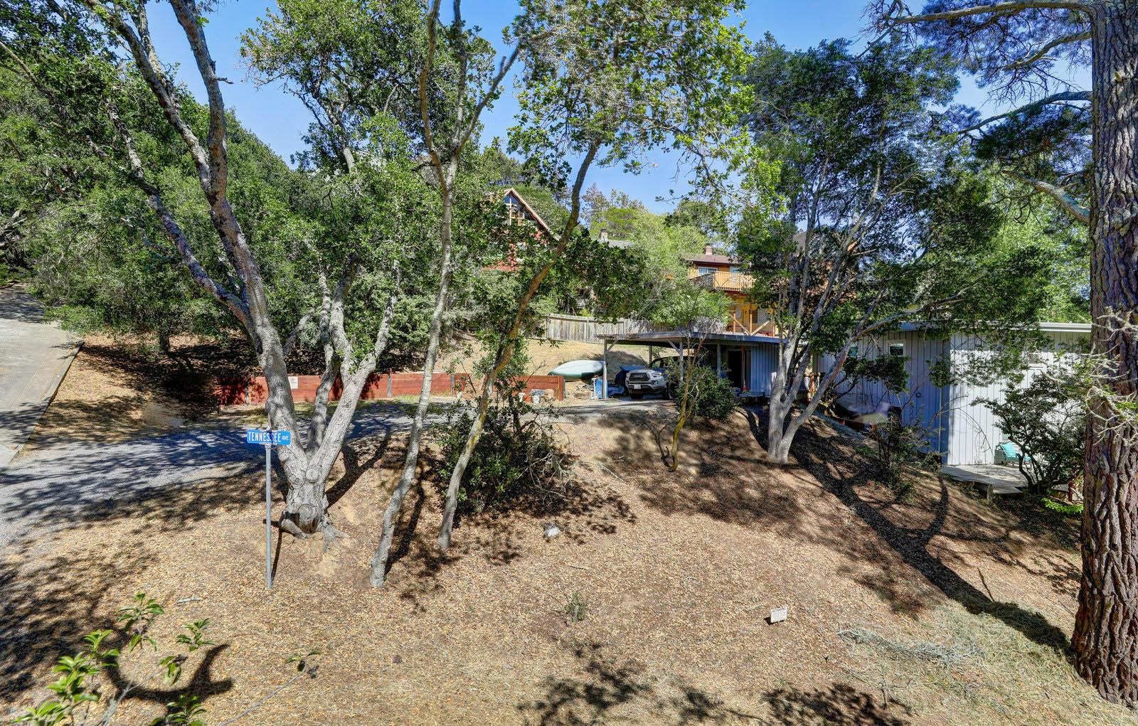320 Tennessee Ave #12