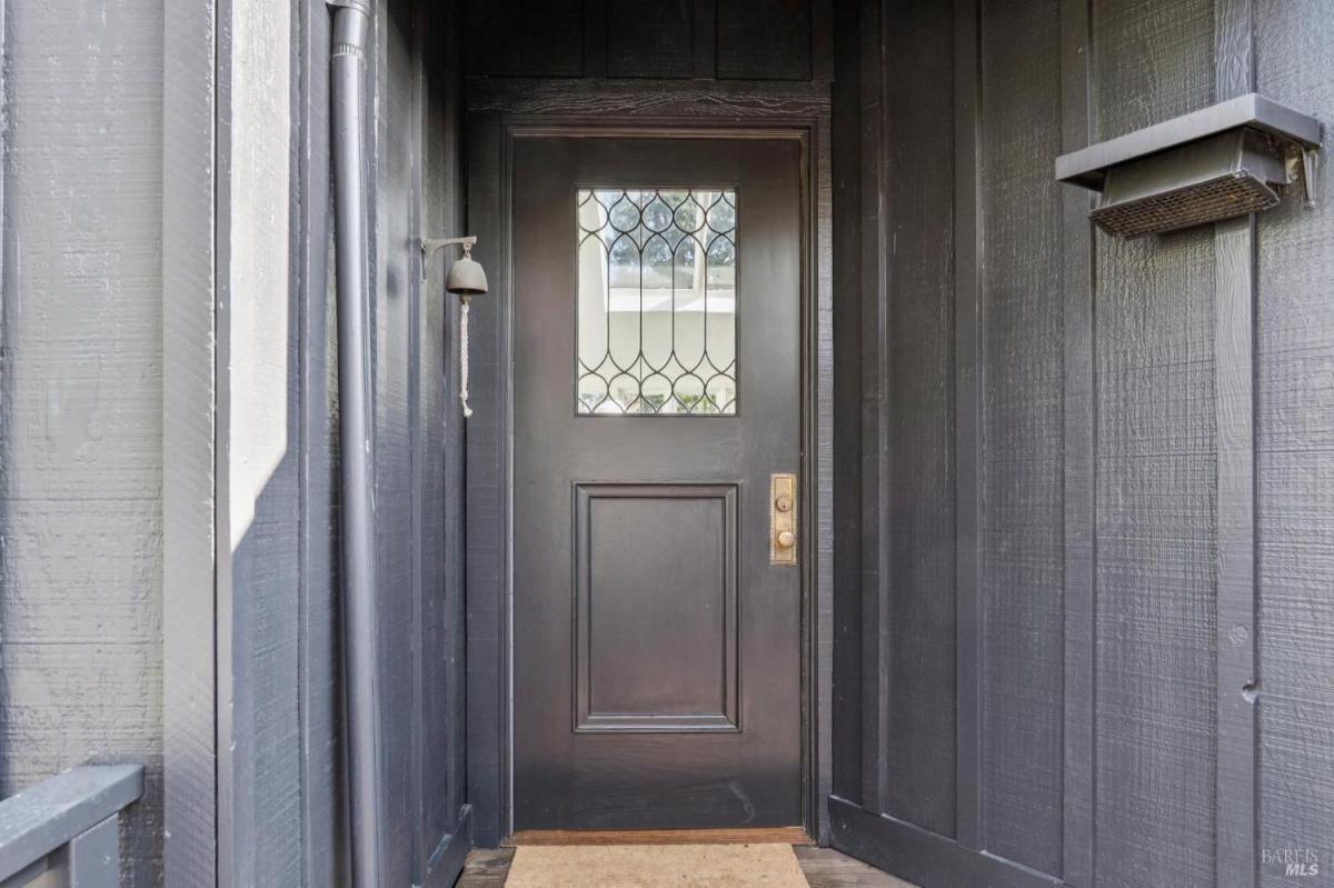 484 Summit Avenue #5