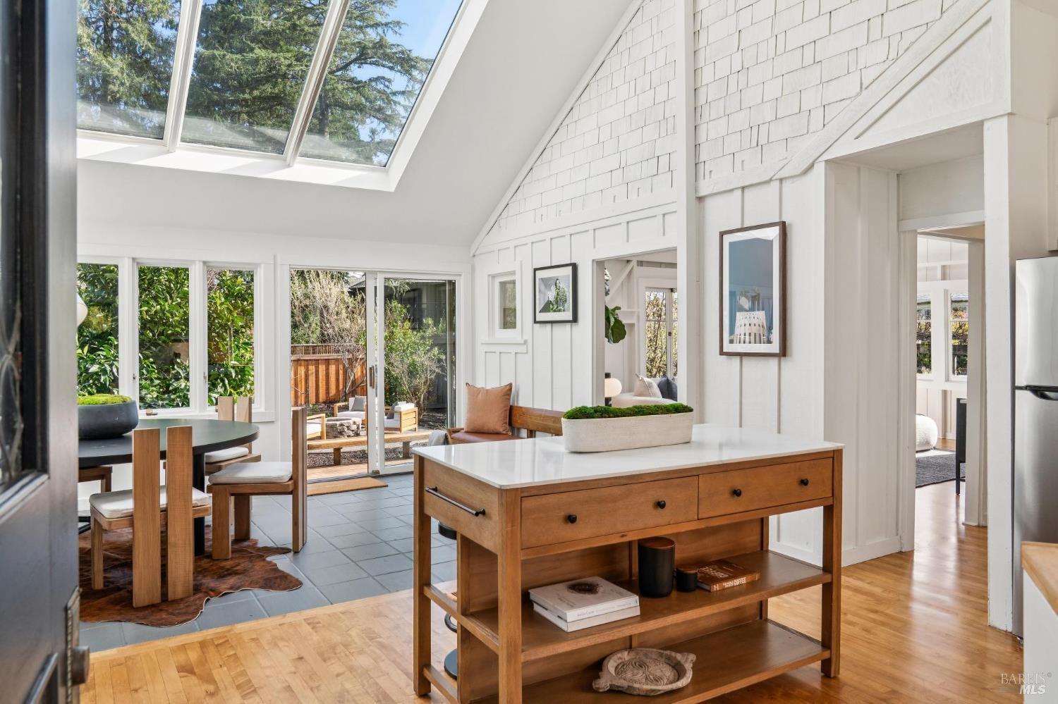 484 Summit Avenue #6