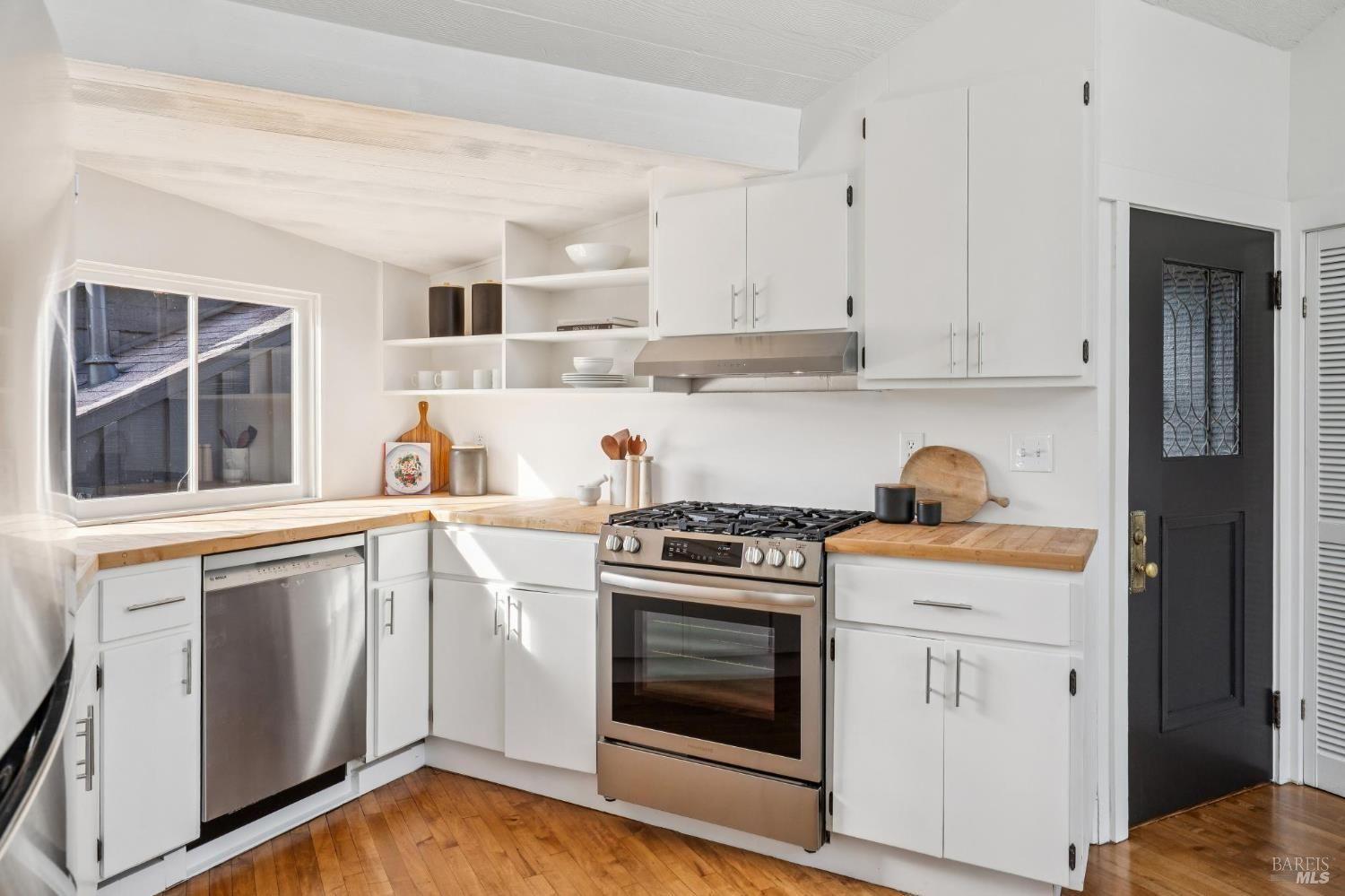 484 Summit Avenue #12