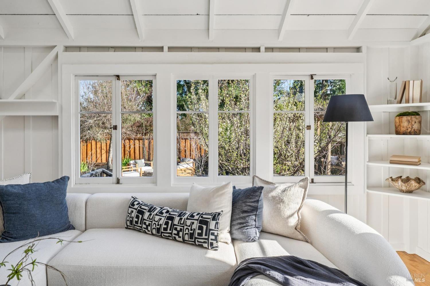 484 Summit Avenue #23