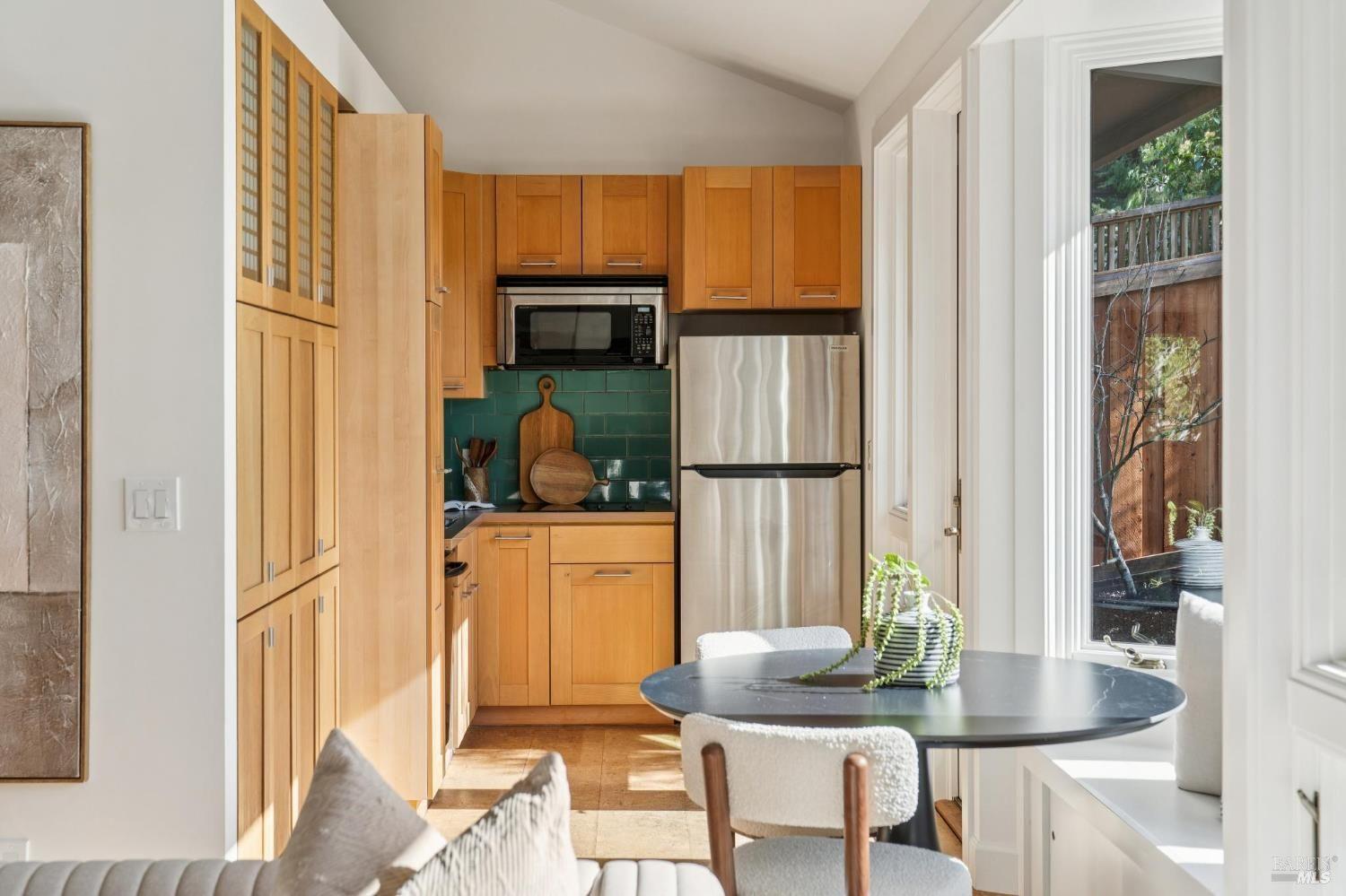 484 Summit Avenue #40