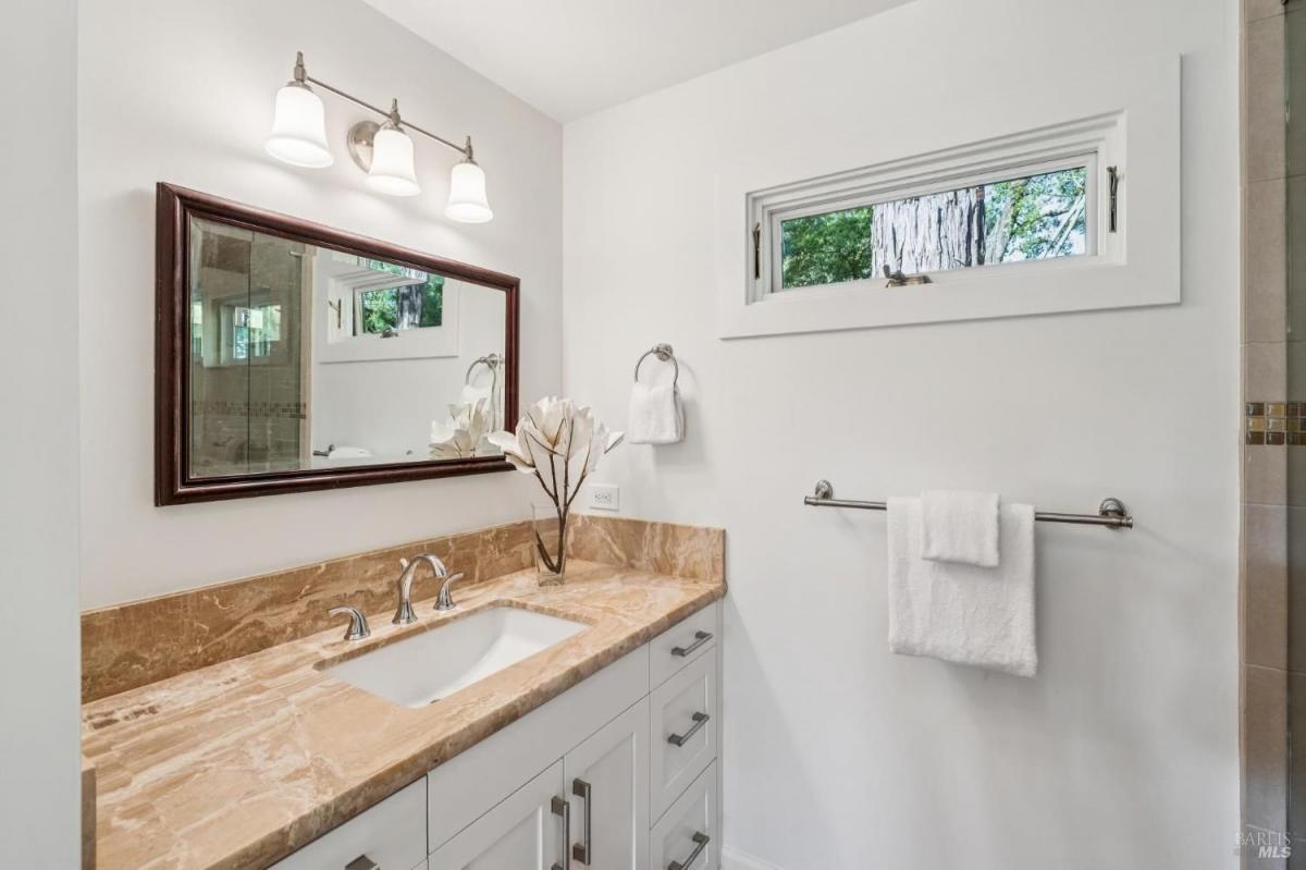 484 Summit Avenue #43