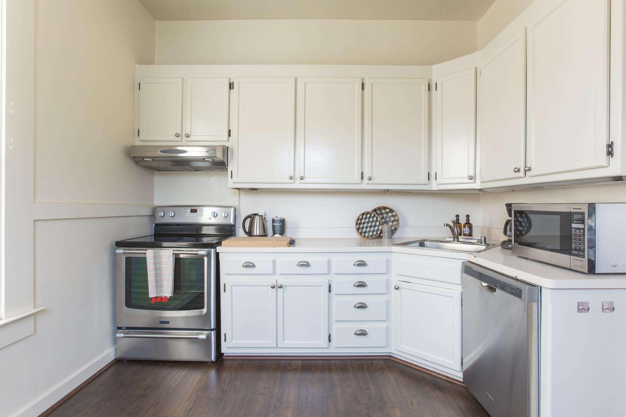 34 Sunnyside Avenue #25