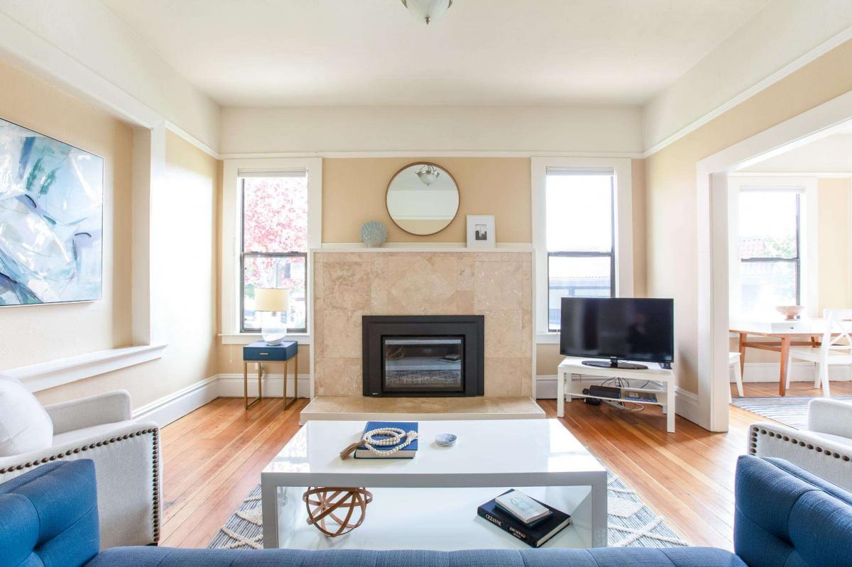 34 Sunnyside Avenue #26