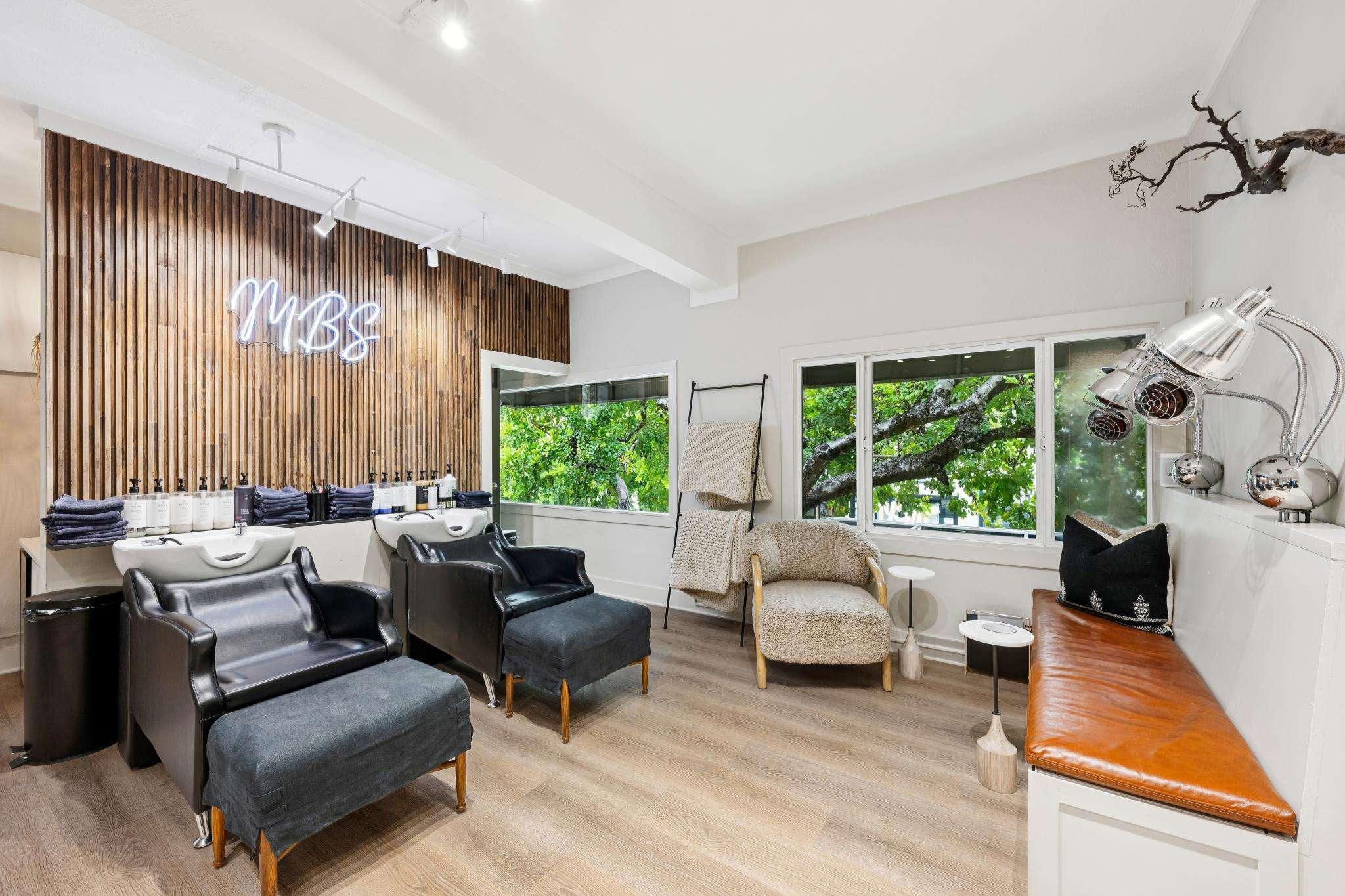 34 Sunnyside Avenue #34