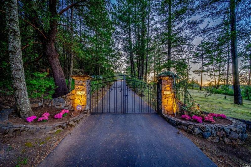4036 Spring Mountain Road St Helena - Front Gate #14